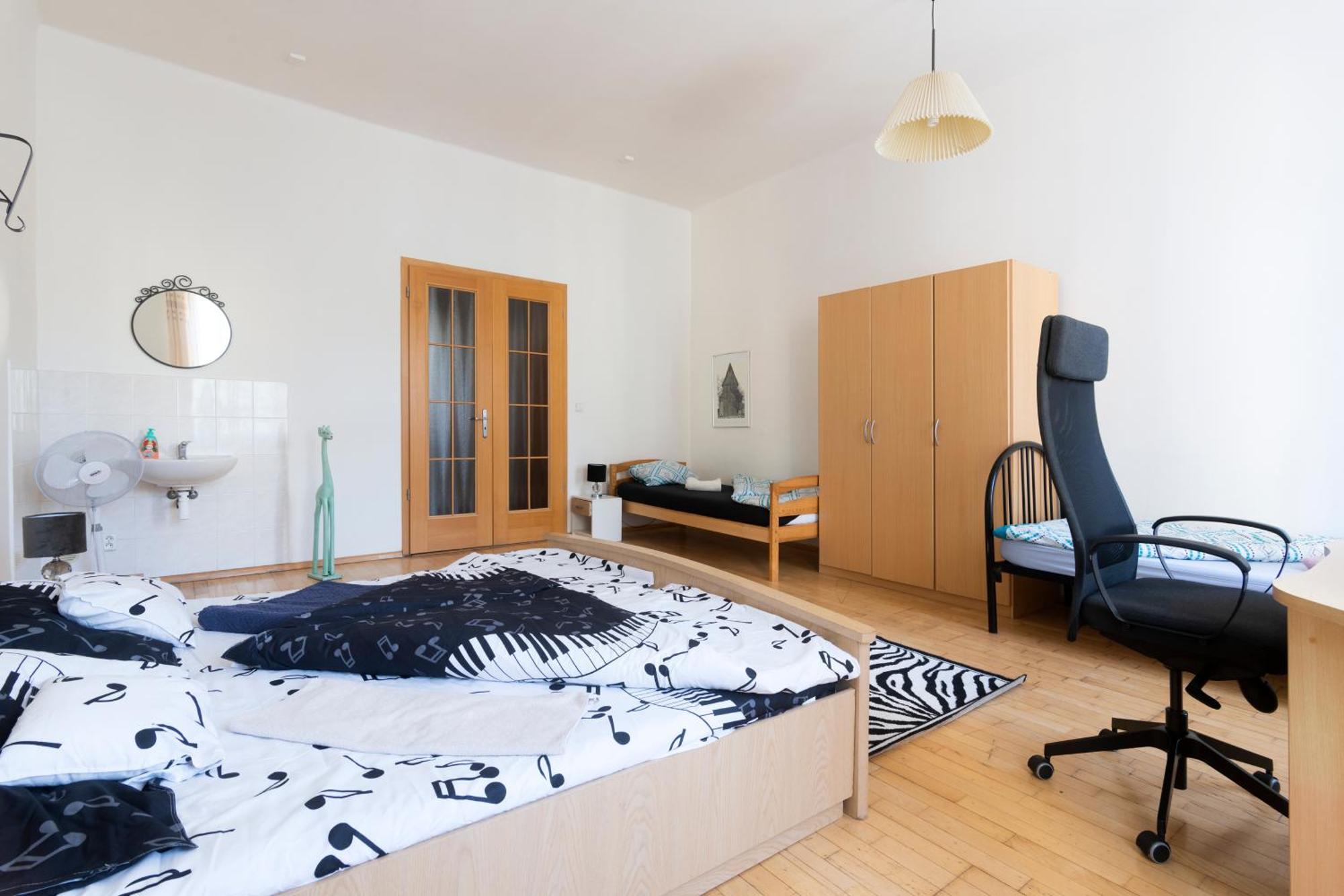 Apartment Stepanska Πράγα Εξωτερικό φωτογραφία